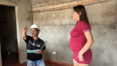 Little engineer fucks a pregnant girl in exchange for giving an inspection of her house and ends up putting his huge big cock in her.